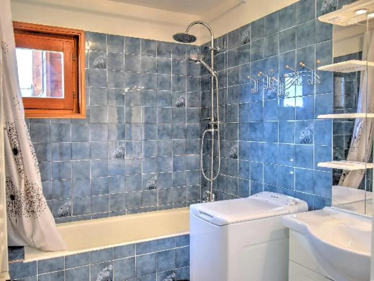 Appartement Renove, Skis Aux Pieds, Proche Centre Avec Parking Et Balcon - Fr-1-524-30 Morzine 0*,  France